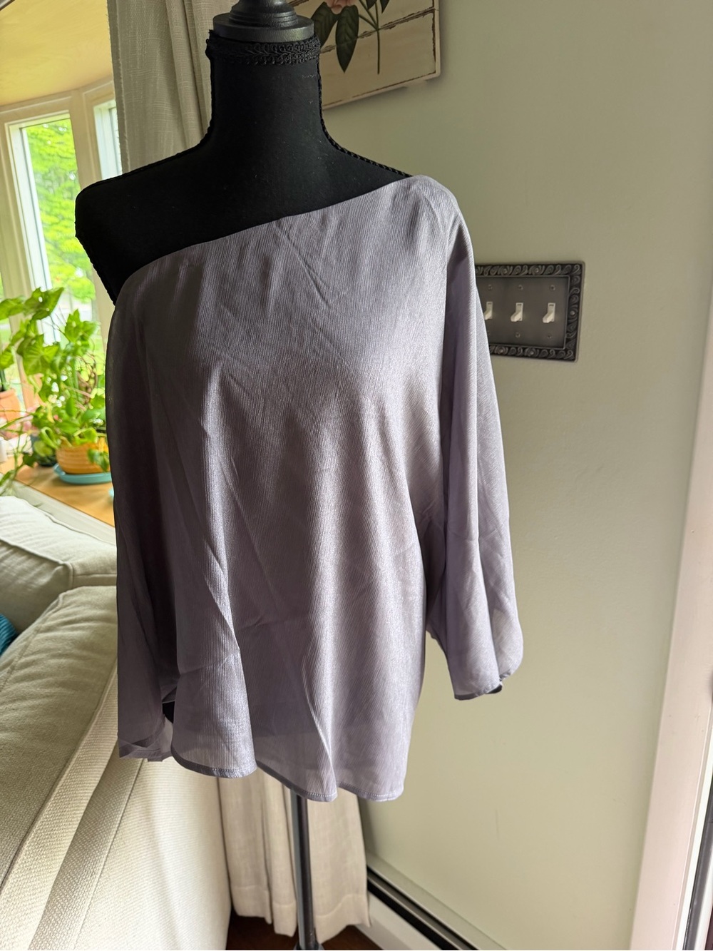 ANDREE BY UNIT Lavender Off-Shoulder Relaxed Tunic